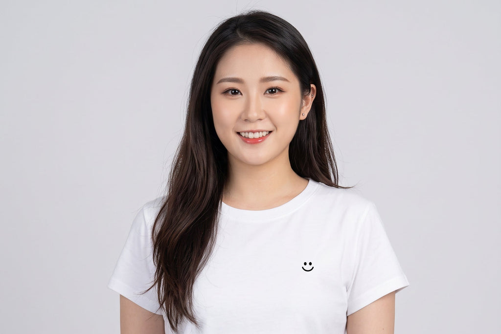 Chanlay Smiley Face Crop Tee —